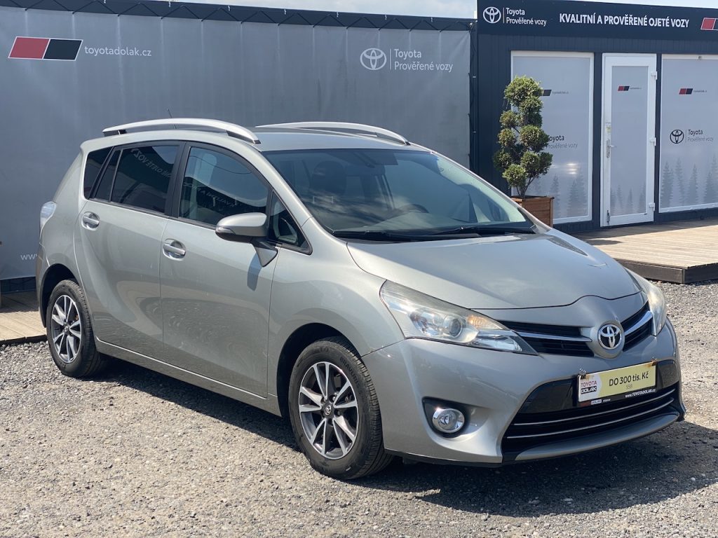 Toyota Verso 1.8i, ČR-2.maj, Active Trend