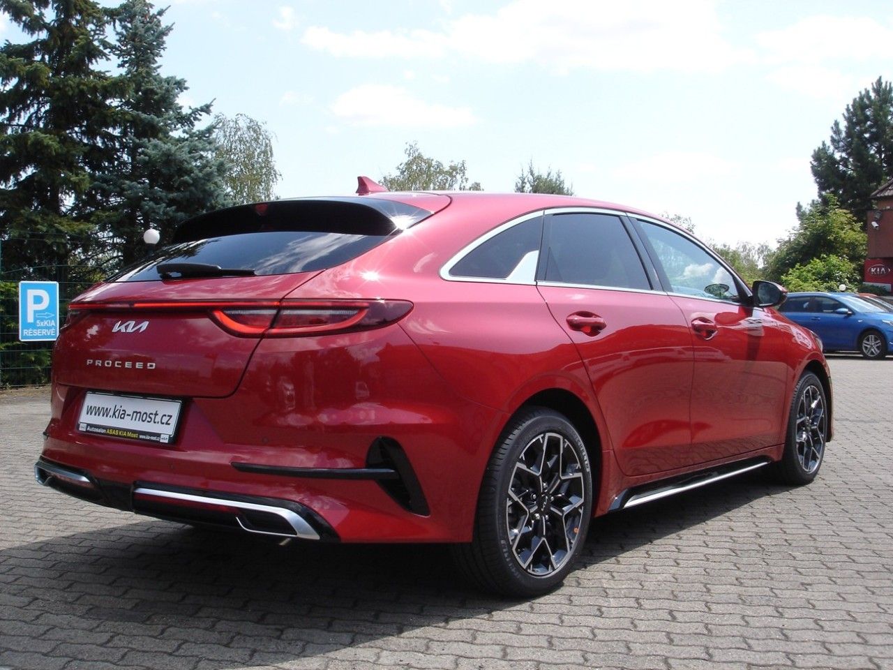 KIA Proceed