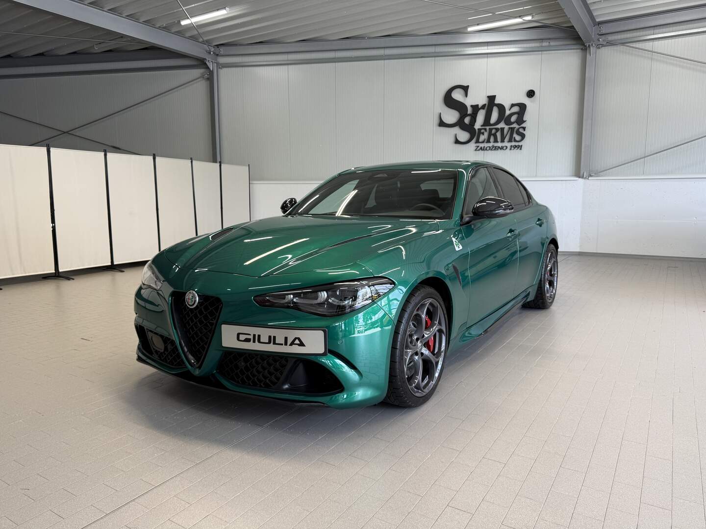 Alfa Romeo Giulia Quadrifoglio 2.9 V6 BiTurbo 520k AT8