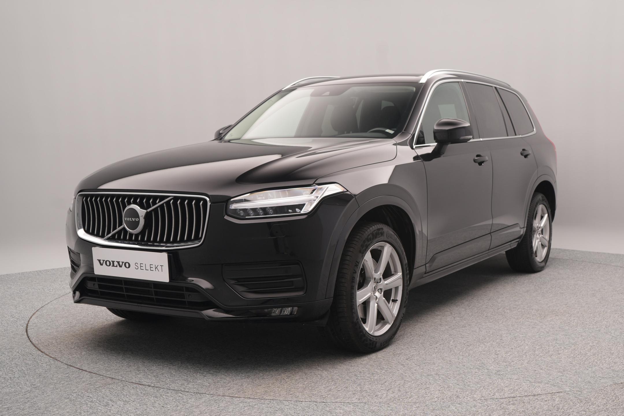Volvo XC90 B5 AWD MOMENTUM PRO CZ 7M