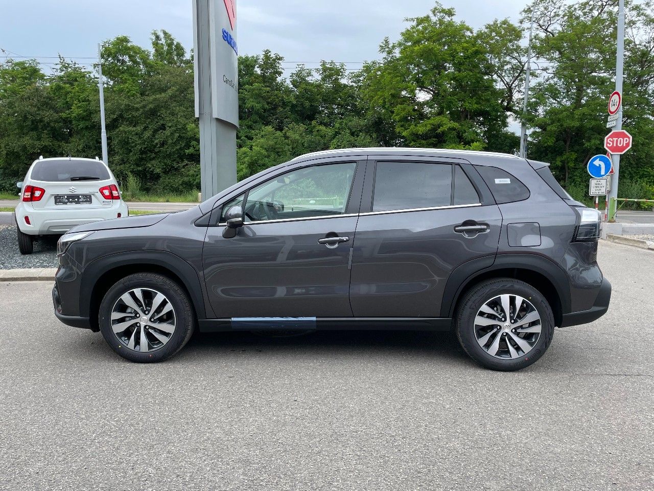 Suzuki S-Cross