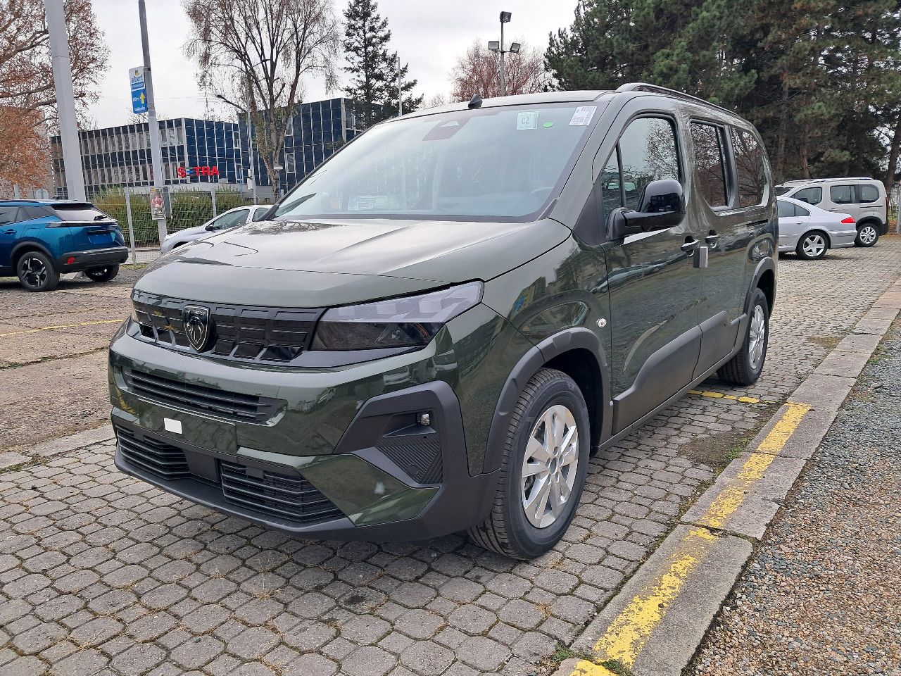 Peugeot Rifter RIFTER LONG ALLURE BlueHDi 130 S&S MAN6