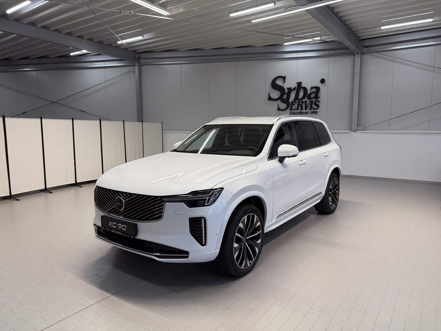 Volvo XC90 B5 2.0L 250+14 HP AT8 AWD PLUS Bright (benzín)