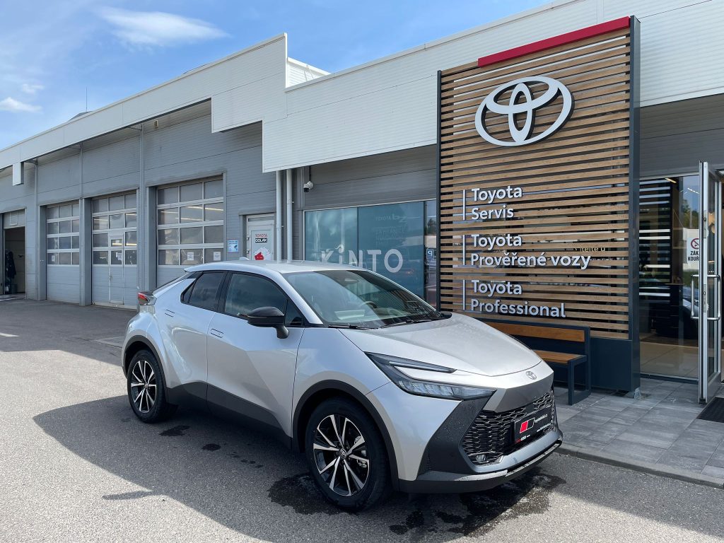 Toyota C-HR 2.0 Hybrid ODBĚR IHNED