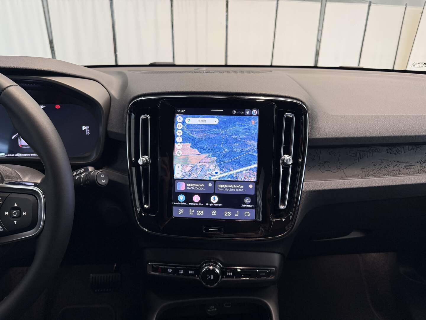 Volvo EX40