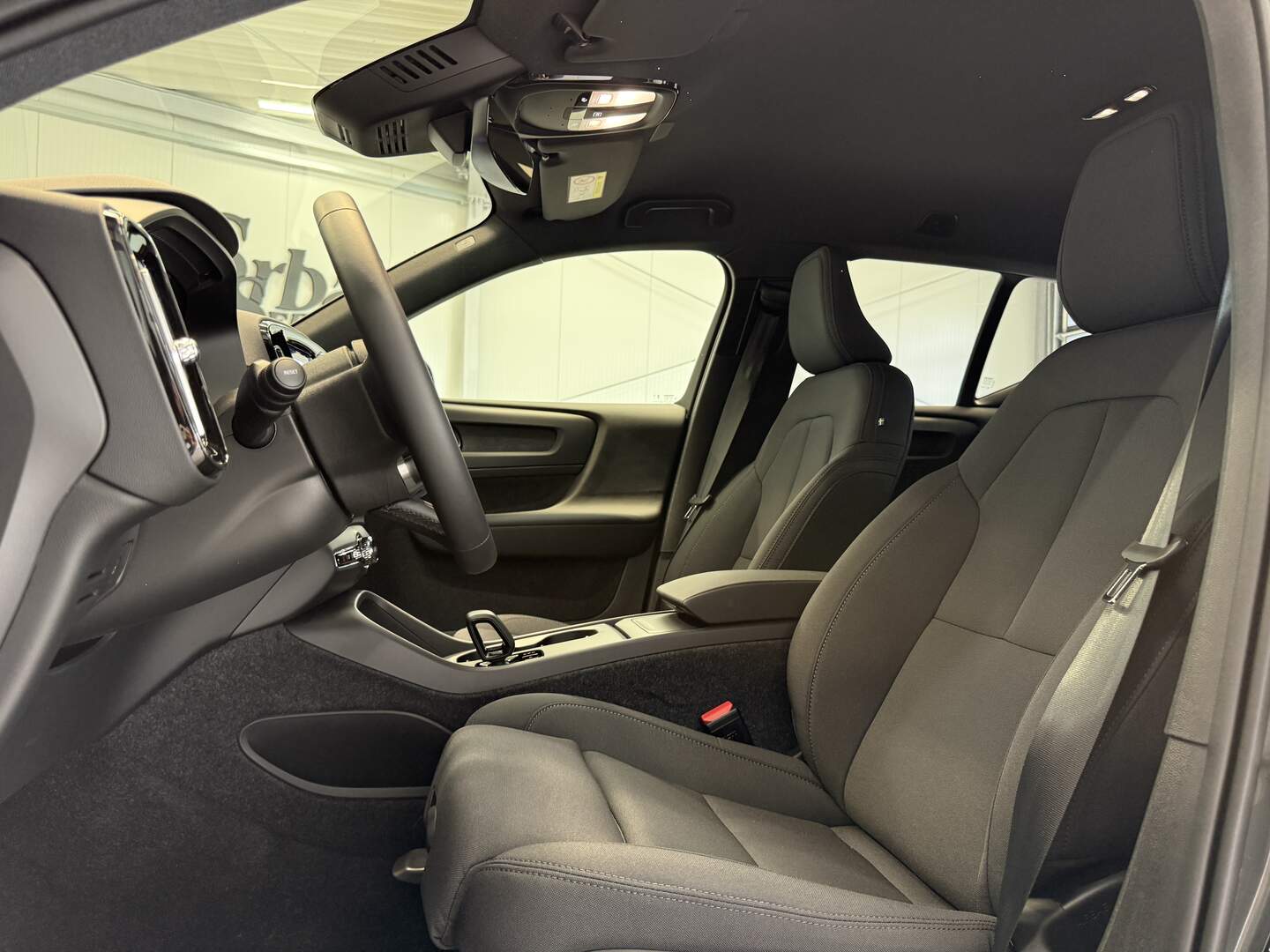 Volvo EX40