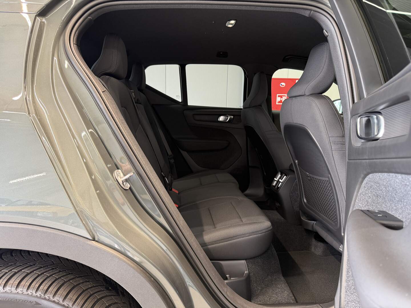 Volvo EX40