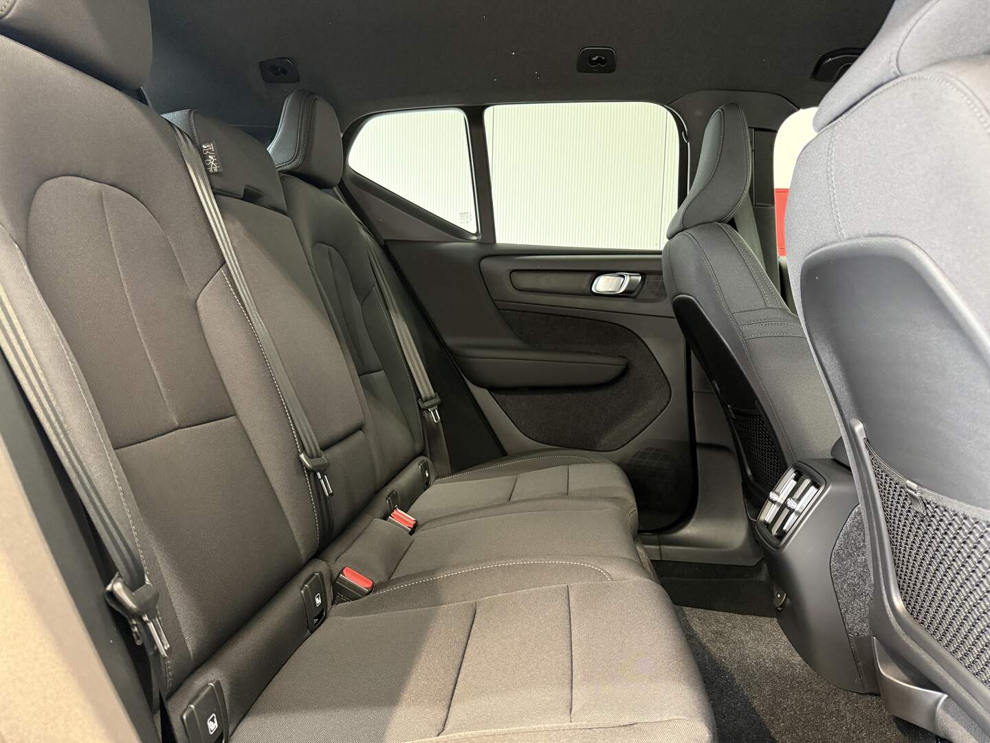 Volvo EX40
