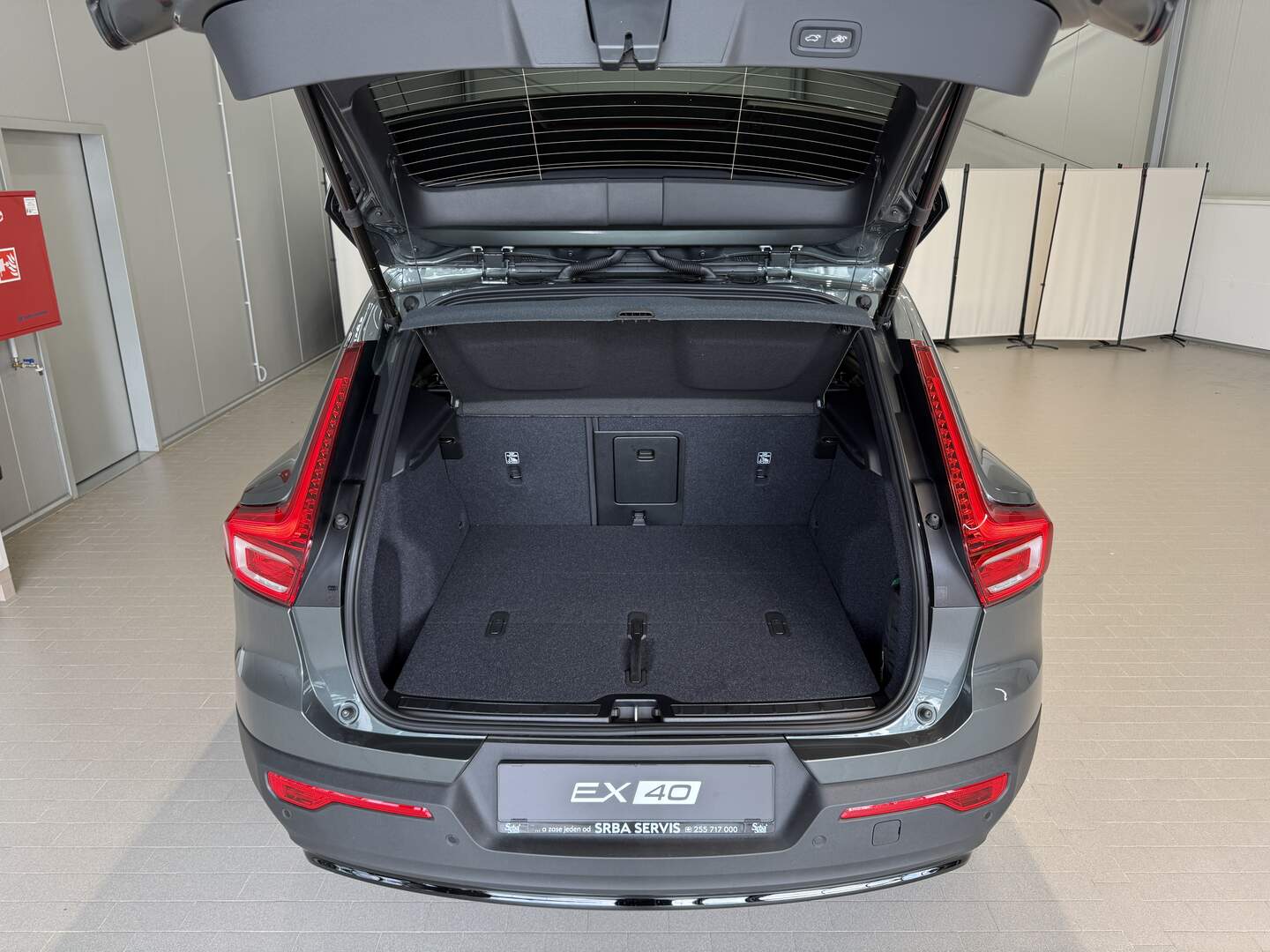 Volvo EX40