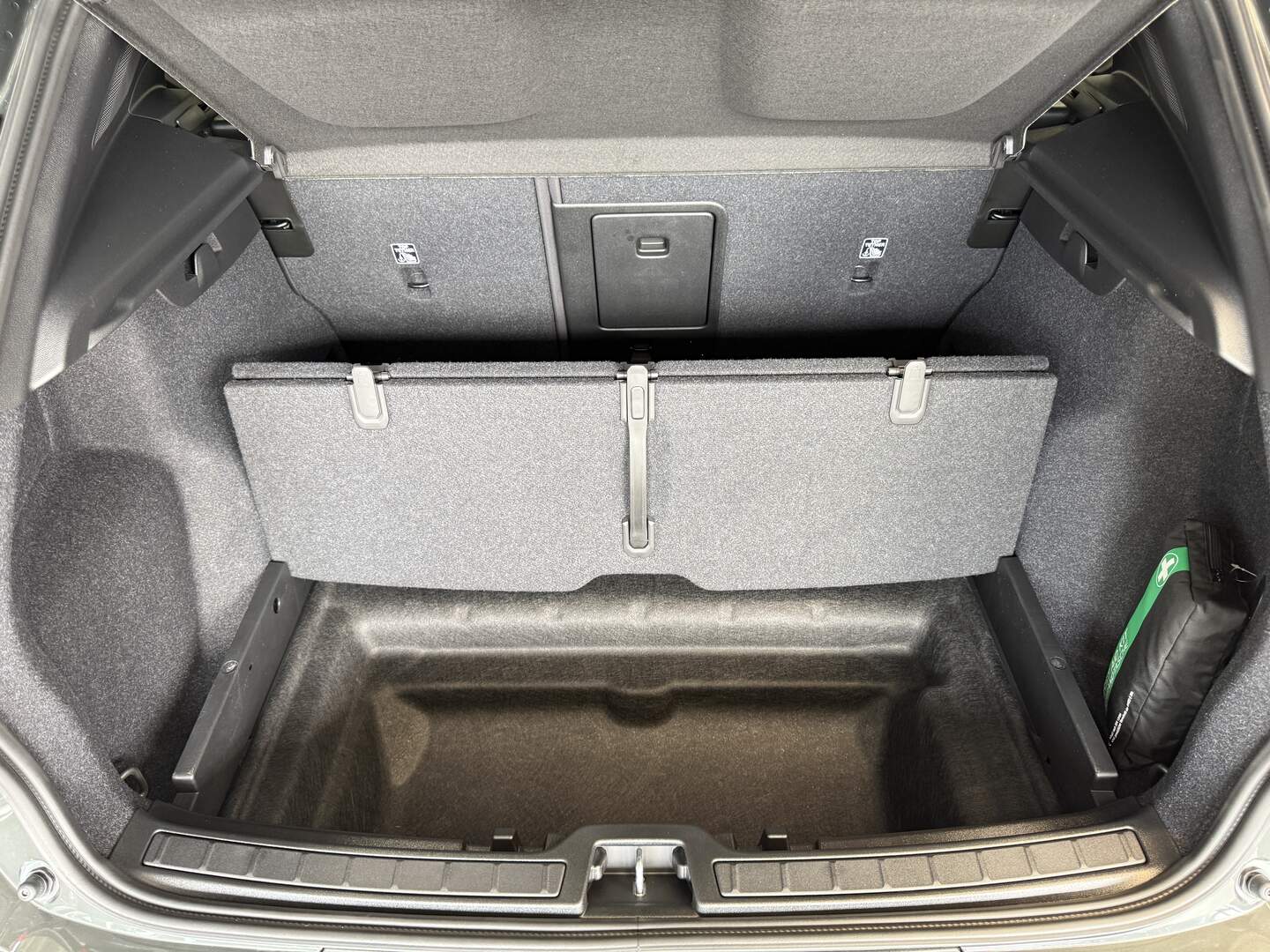 Volvo EX40