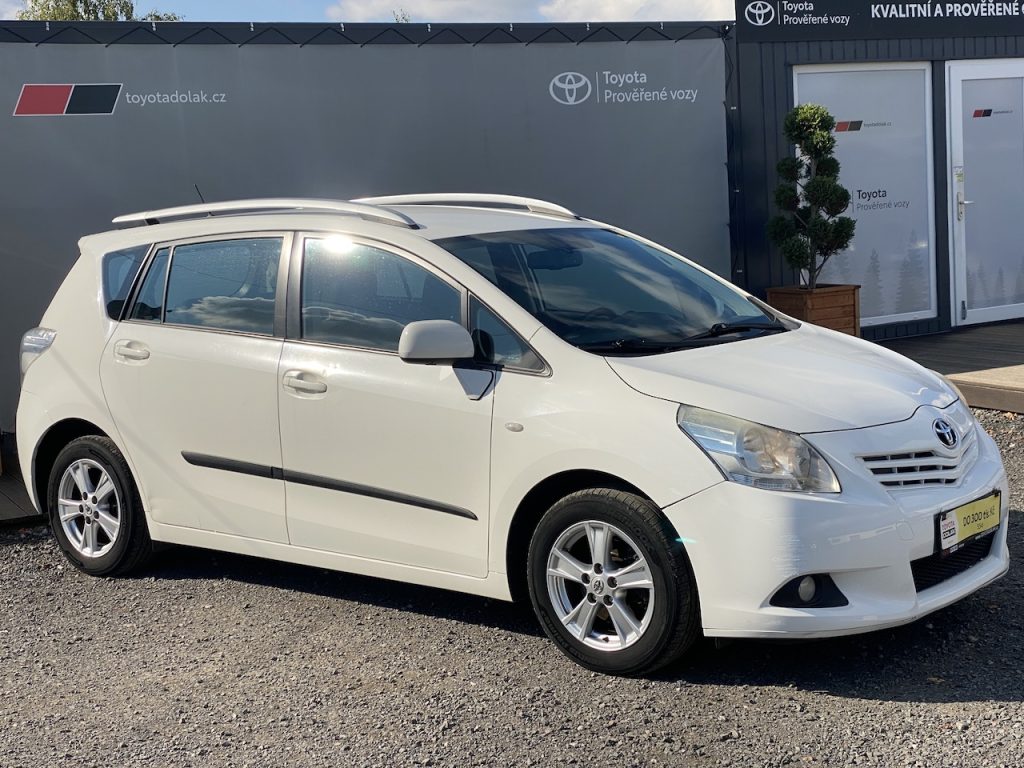 Toyota Verso 2.0D-4D, ČR-2m, Tempomat