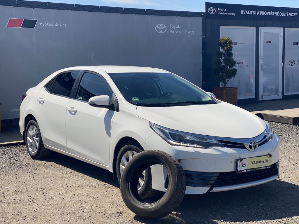 Toyota Corolla 1.6i, ČR, Trend+ LED, automat