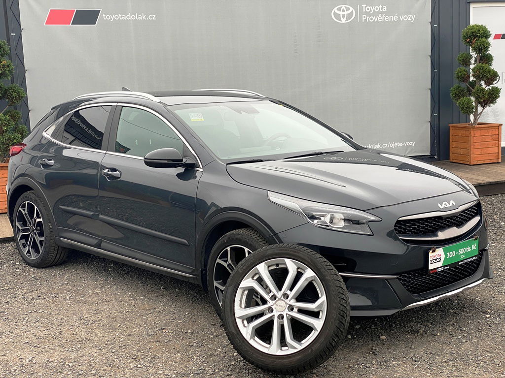 KIA XCeed 1.5T-GDi,9tis km,Black Edition