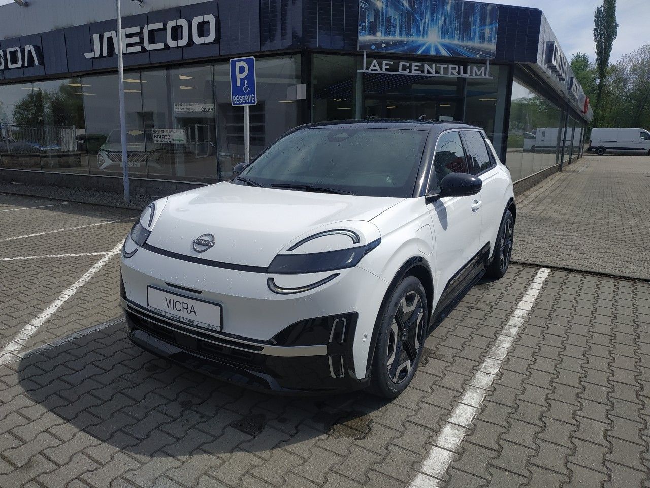 Nissan Micra EVOLVE 52kWh