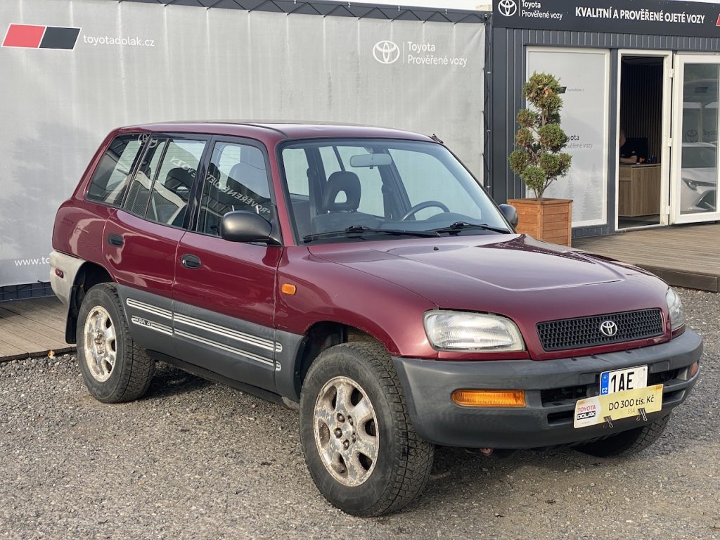 Toyota RAV4 2.0i, 4x4, tažné, STK