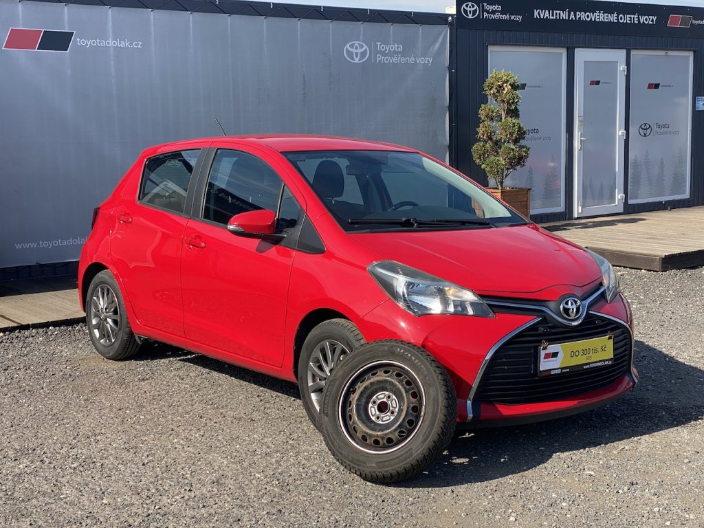Toyota Yaris 1.0i, ČR, Trend, 2x kola
