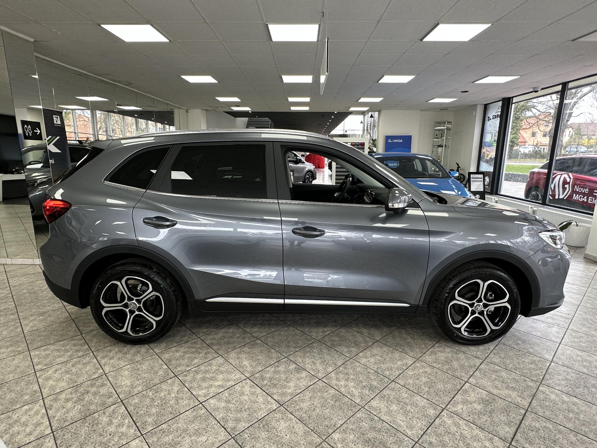 MG ZS