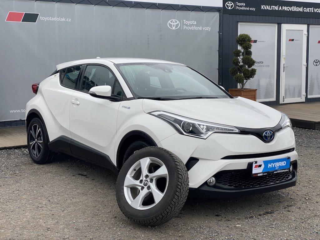 Toyota C-HR 1.8HSD, ČR-1m, Active, DPH