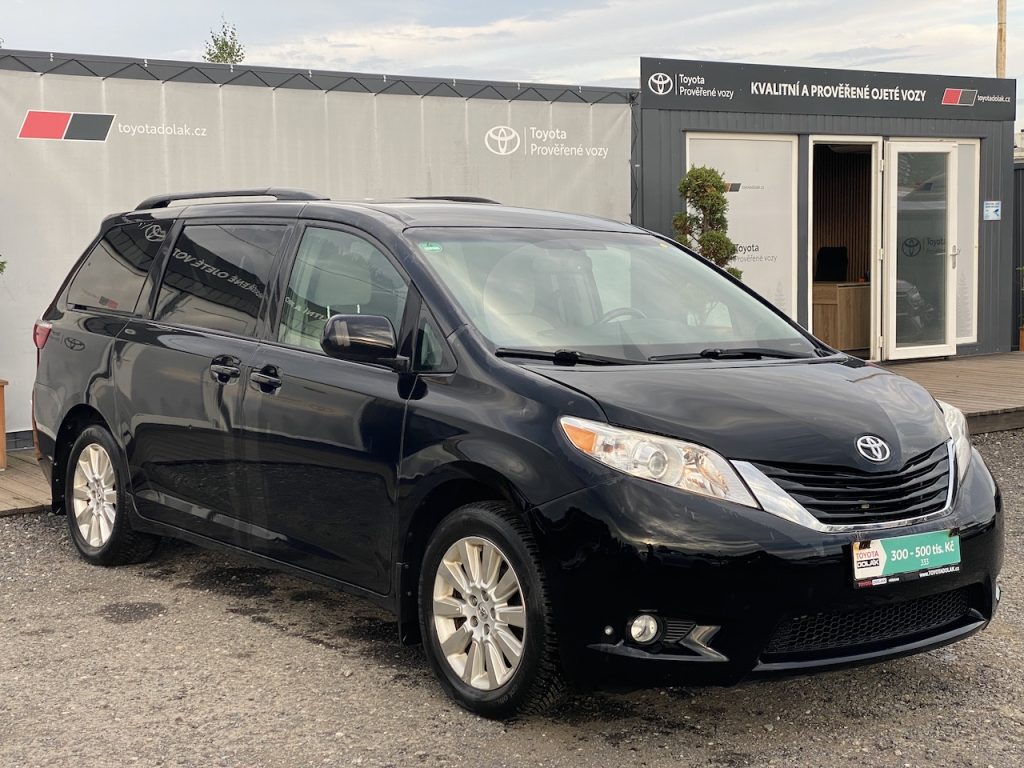 Toyota Sienna 3.5i V6, automat, 4x4, STK