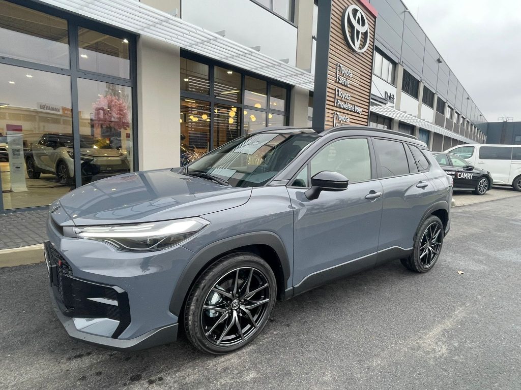 Toyota Corolla Cross 2.0 Hybrid FWD GR SPORT VIP