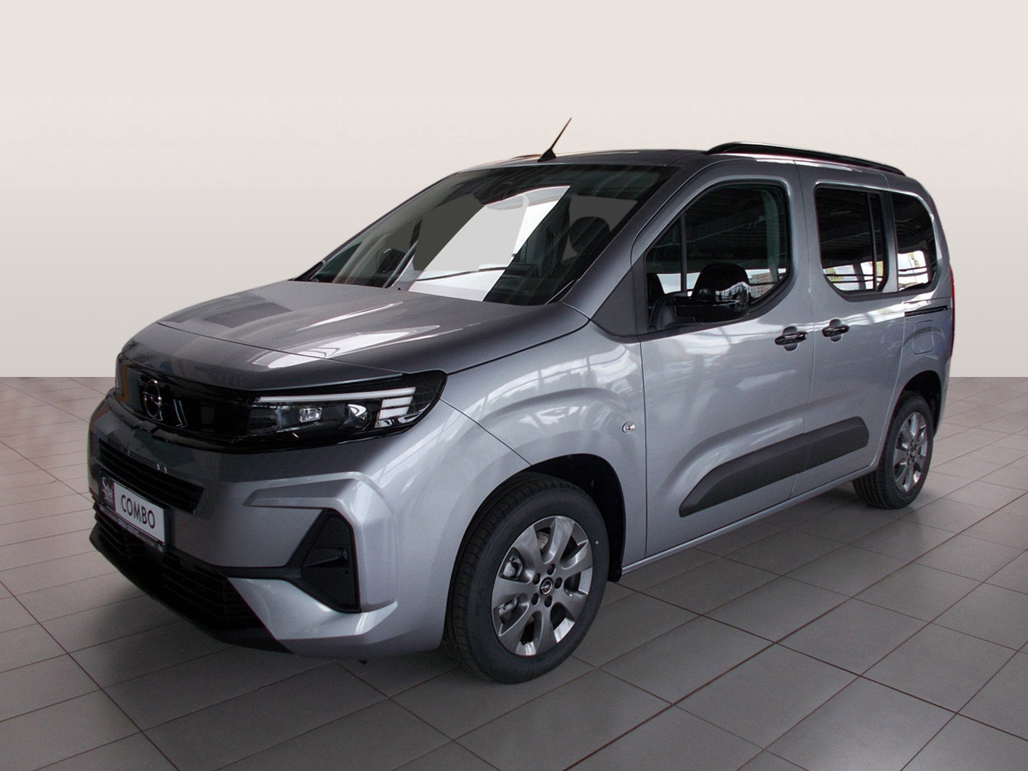 Opel Combo Edition Plus L1H1 1.2 TURBO (81kW/110k) MT6