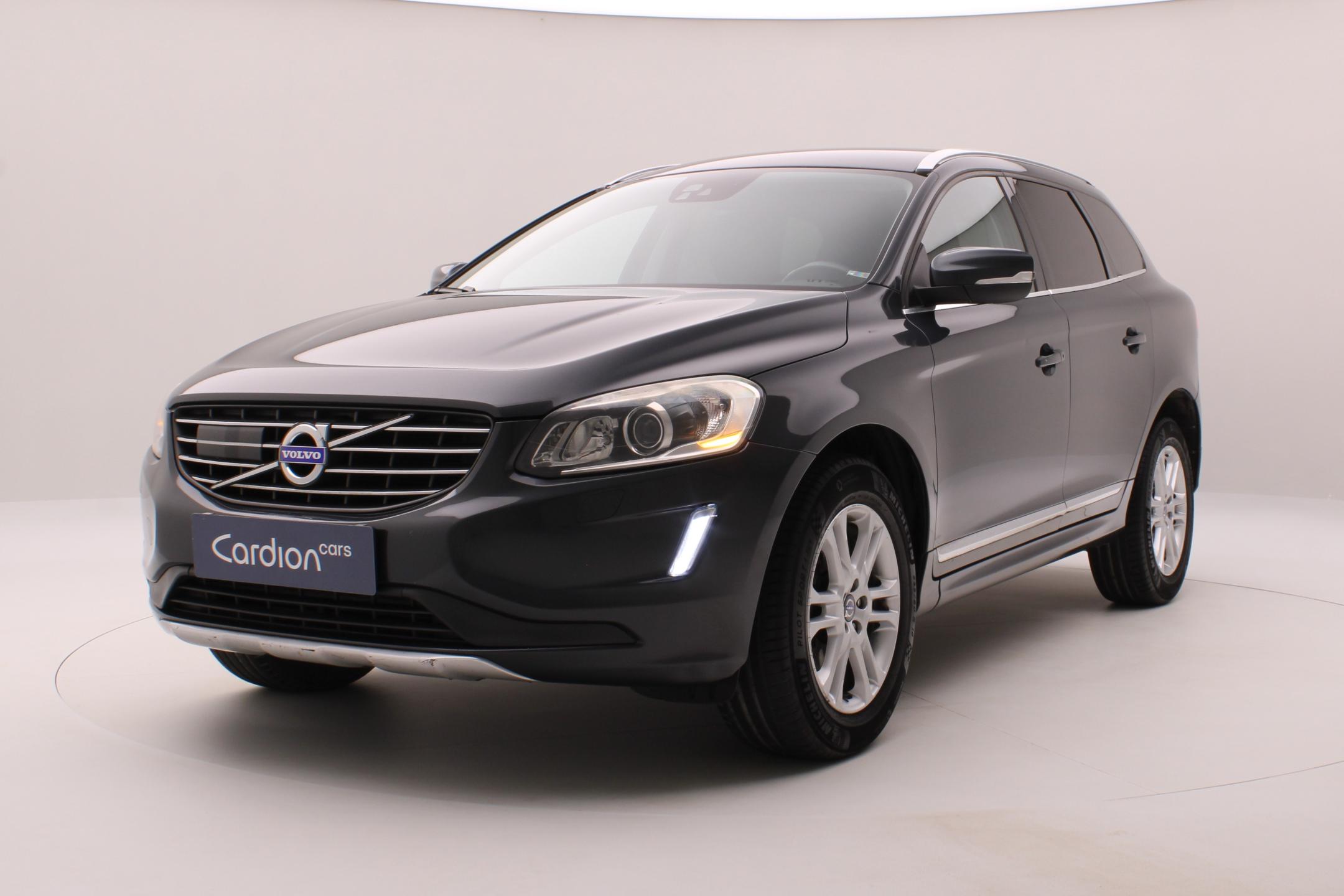 Volvo XC60 D5 AWD SUMMUM AUT REZERVACE