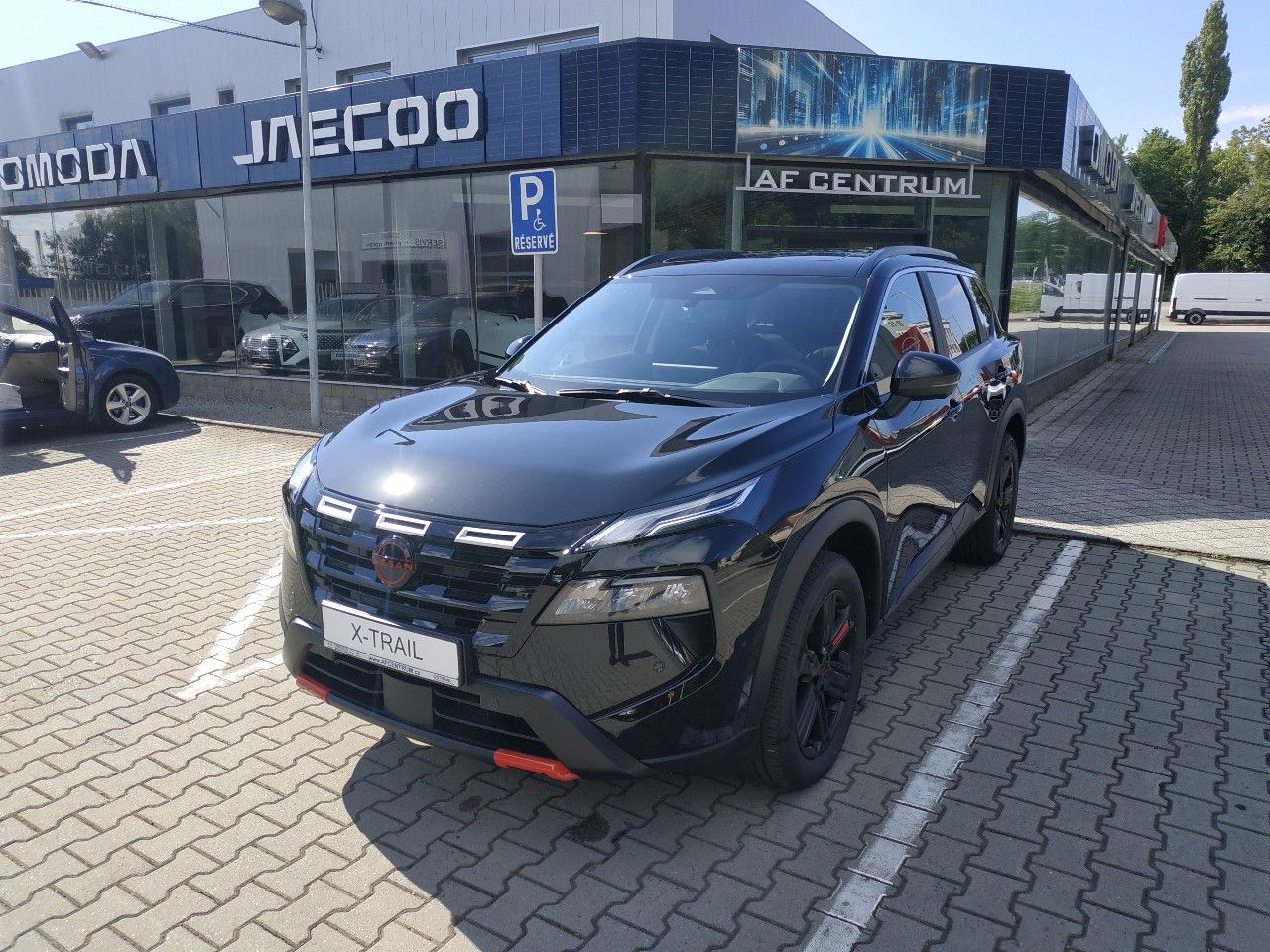 Nissan X - Trail E-POWER e-4ORCE N-TREK SKLADEM