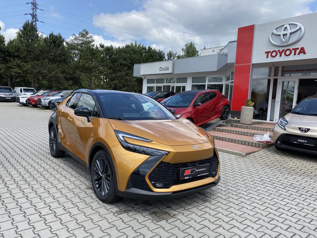 Toyota C-HR 2.0 Hybrid ODBĚR 12/2026