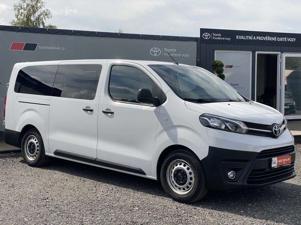 Toyota Proace Verso 2.0D, ČR-1m, Active L2, záruka