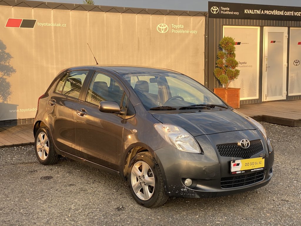 Toyota Yaris 1.4D, manual, klima, STK