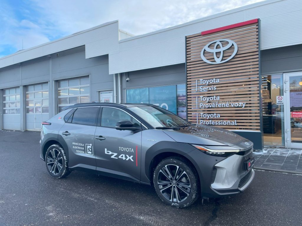 Toyota bZ4X Executive JBL