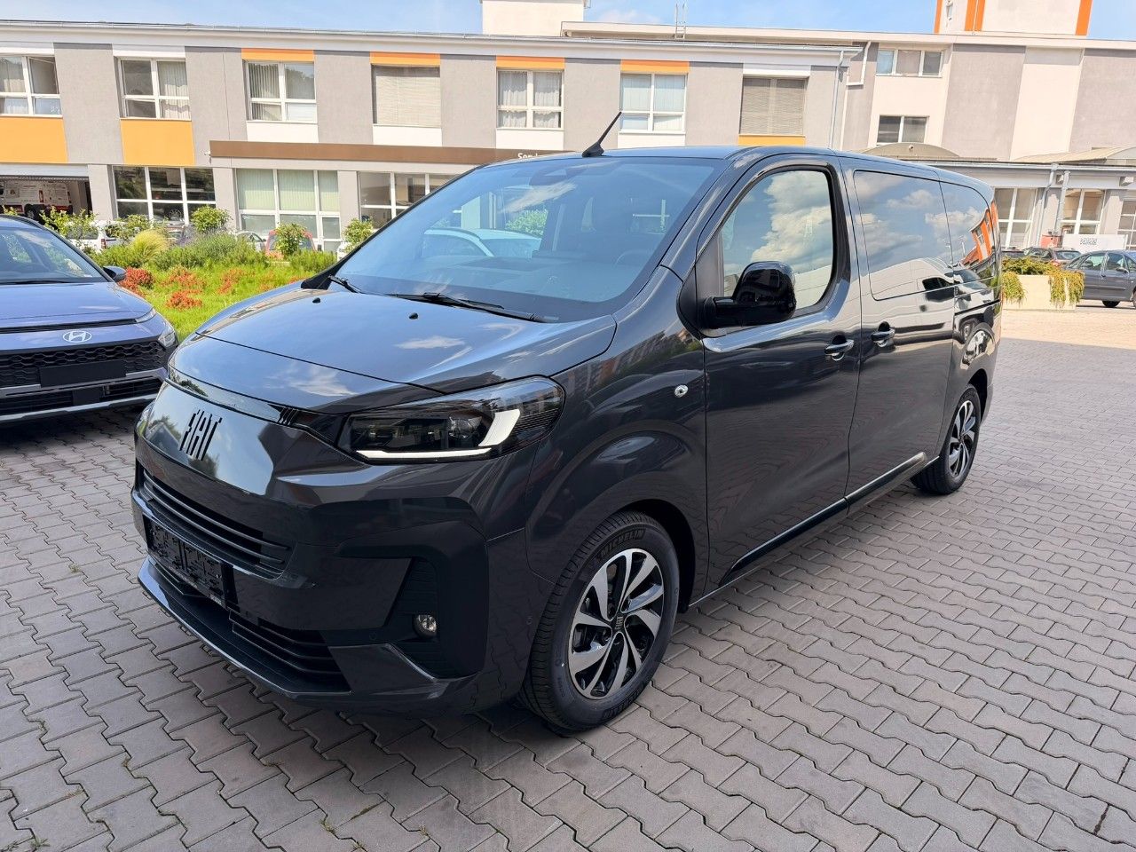 FIAT Scudo Ulysse Icon 2.2 180k 8AT L2