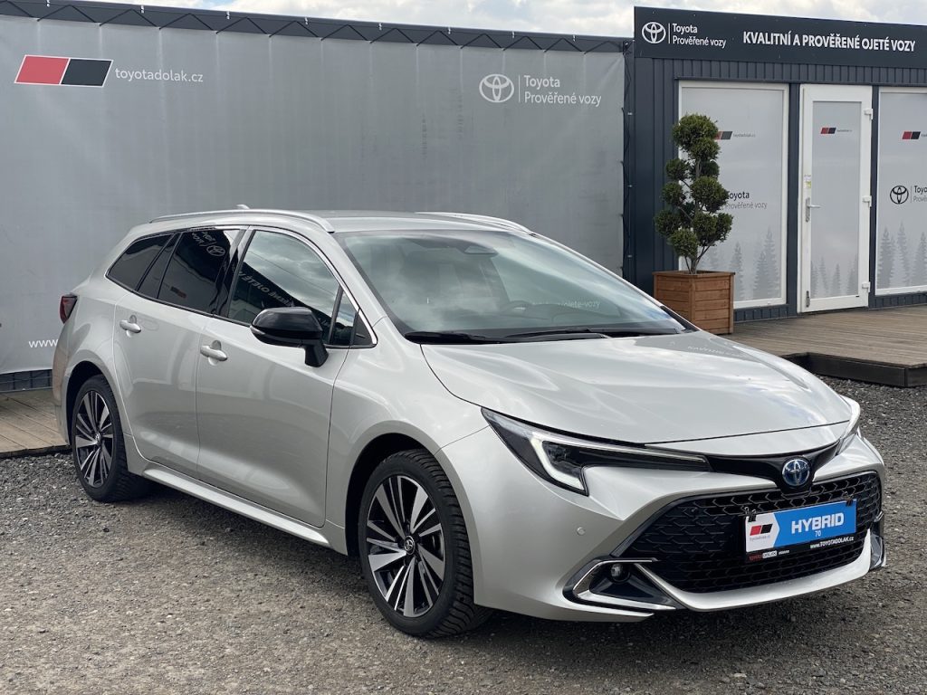 Toyota Corolla 1.8HEV, ČR-1m, Style, DPH