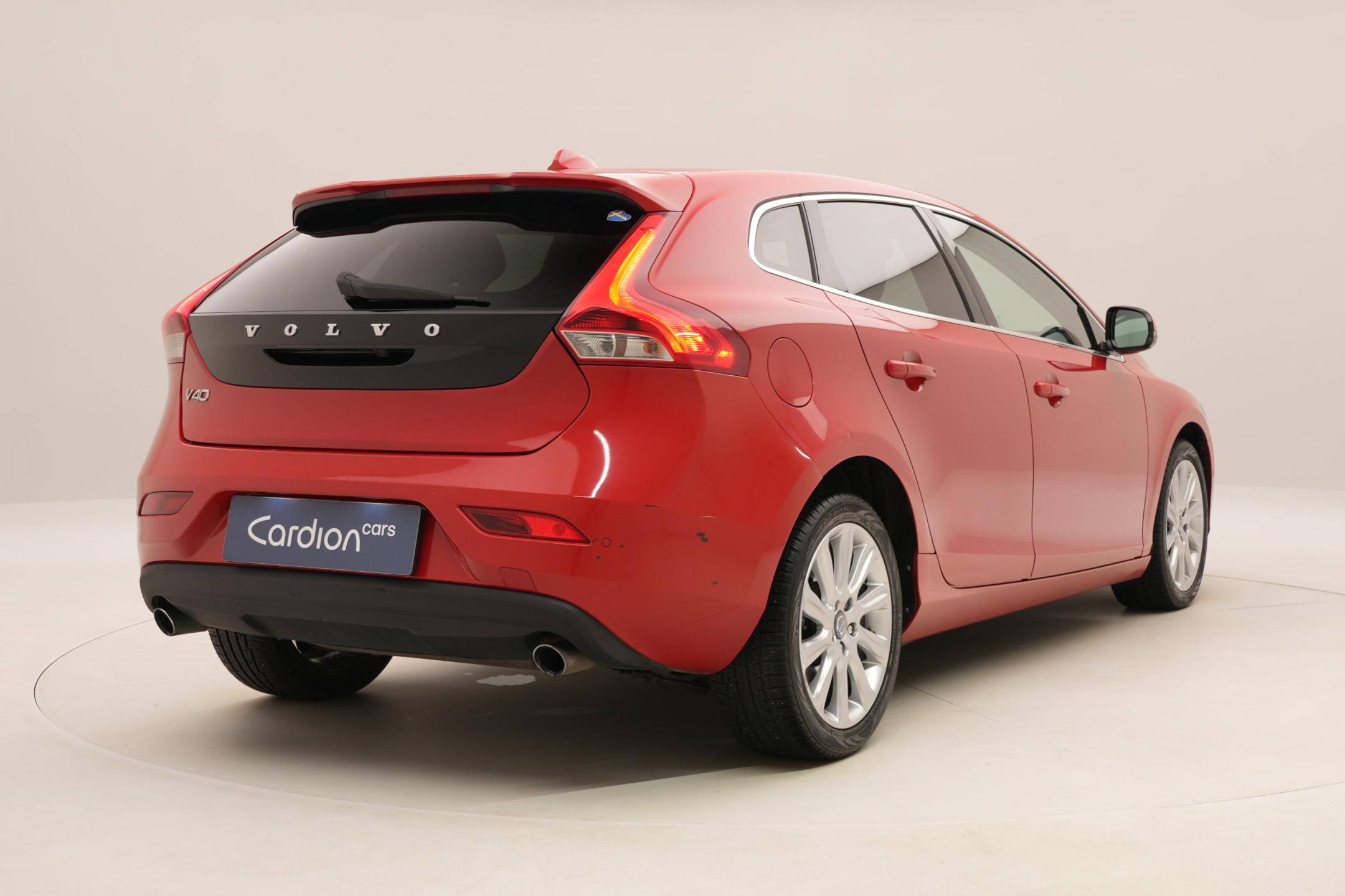 Volvo V40