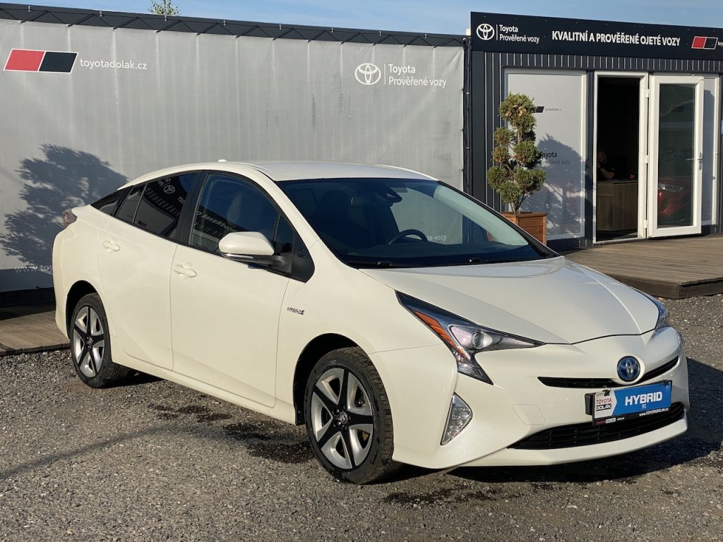 Toyota Prius 1.8HSD, ČR, Navi, plný servis
