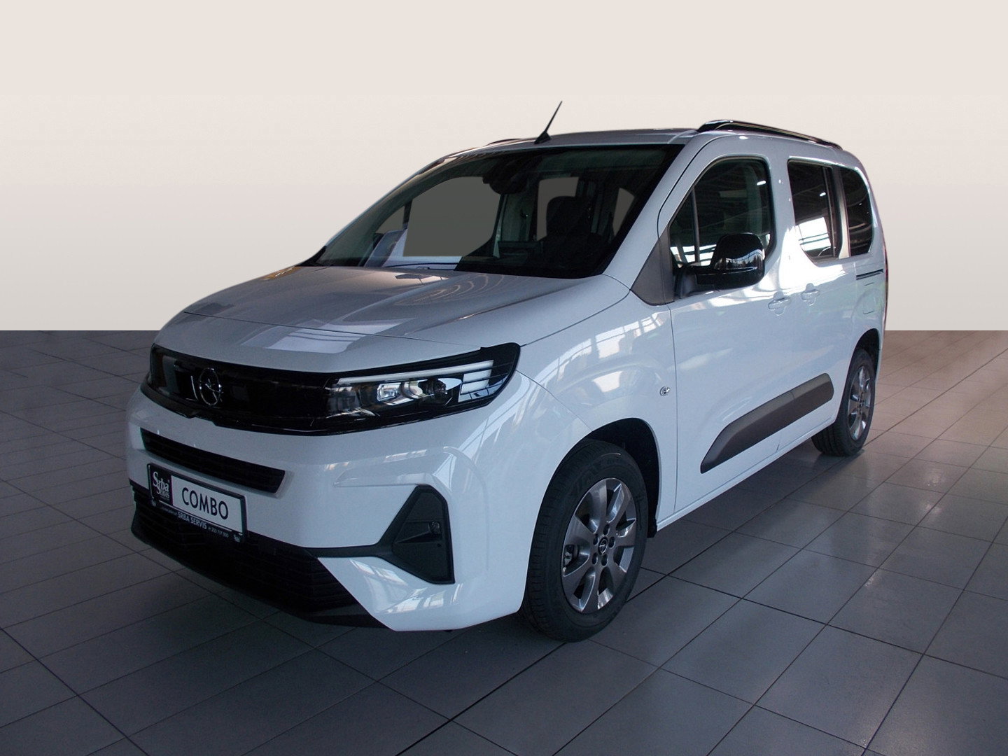 Opel Combo Edition Plus L1H1 1.2 TURBO (81kW/110k) MT6
