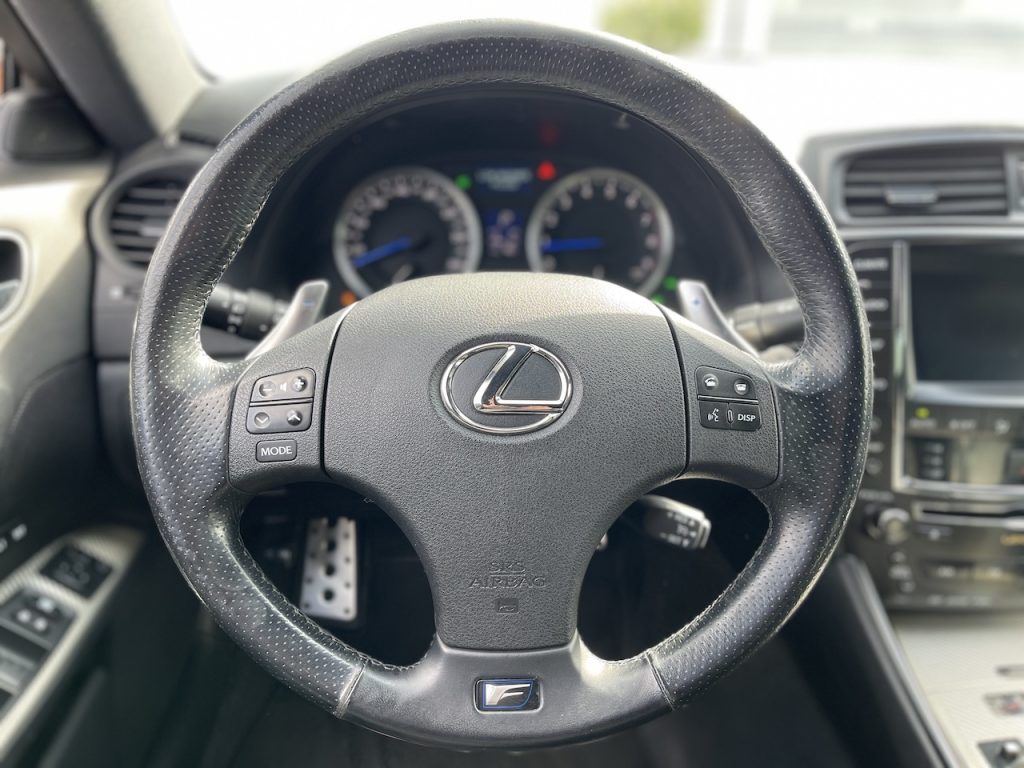 Lexus 