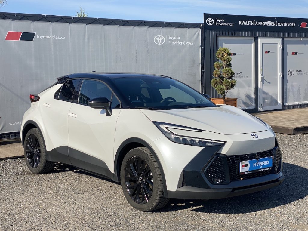 Toyota C-HR 2.0PHEV, ČR, GR Sport VIP, JBL