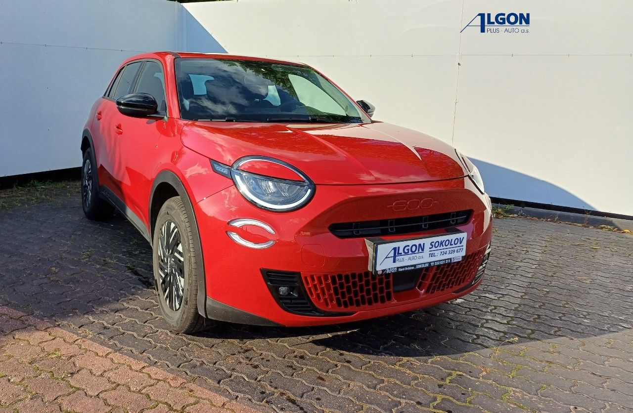 FIAT 600e RED BEV 54 kWh 115kW