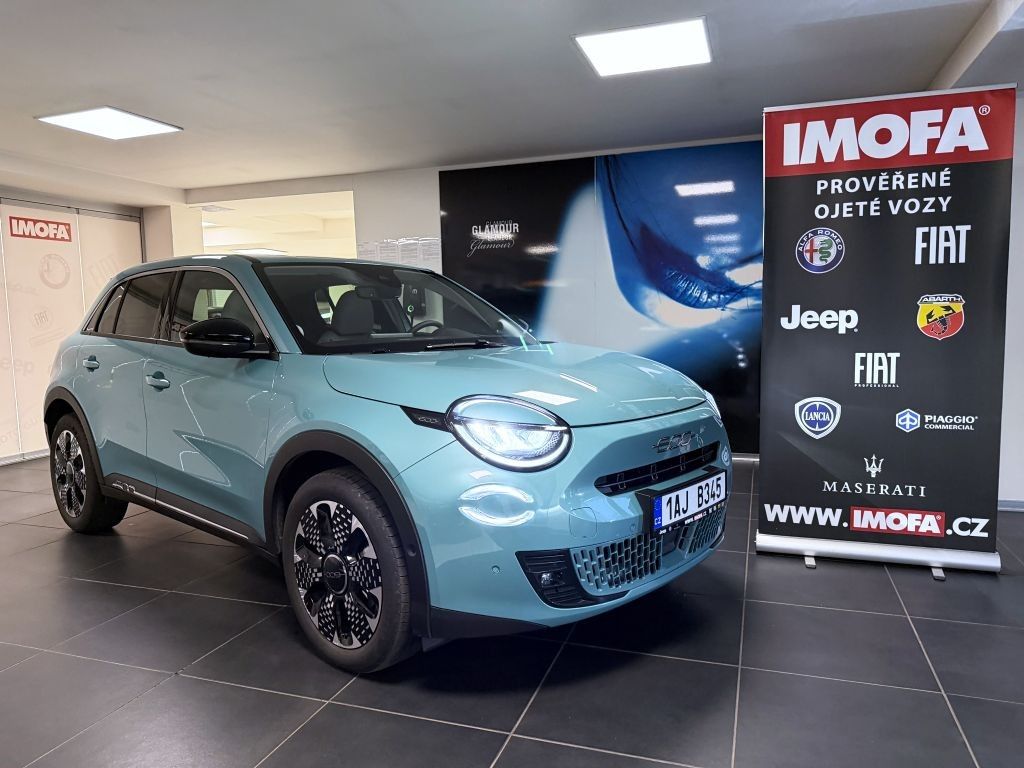 FIAT 600 1.2 Turbo Hybrid 145k MHEV eDCT6 La Prima B345