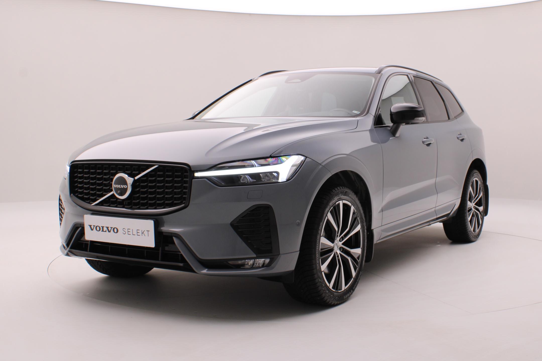 Volvo XC60 B4 AWD DARK PLUS AUT