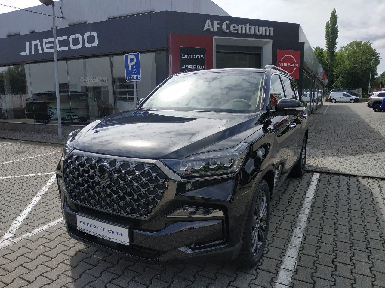 SsangYong Rexton 2.2 Black Ed. 4WD, AT, SKLADEM