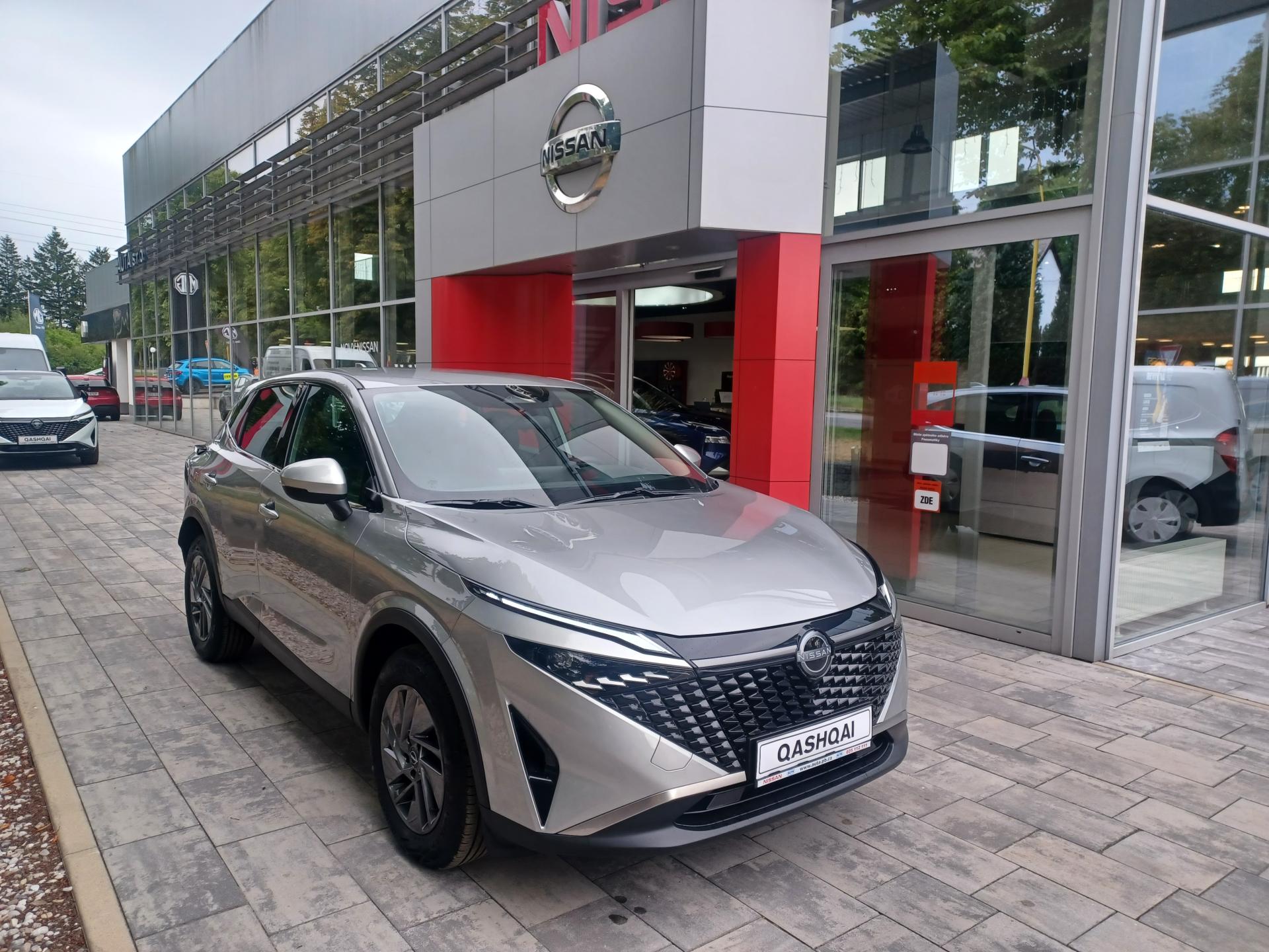 Nissan Qashqai 1,3DIG-T ACENTA manual