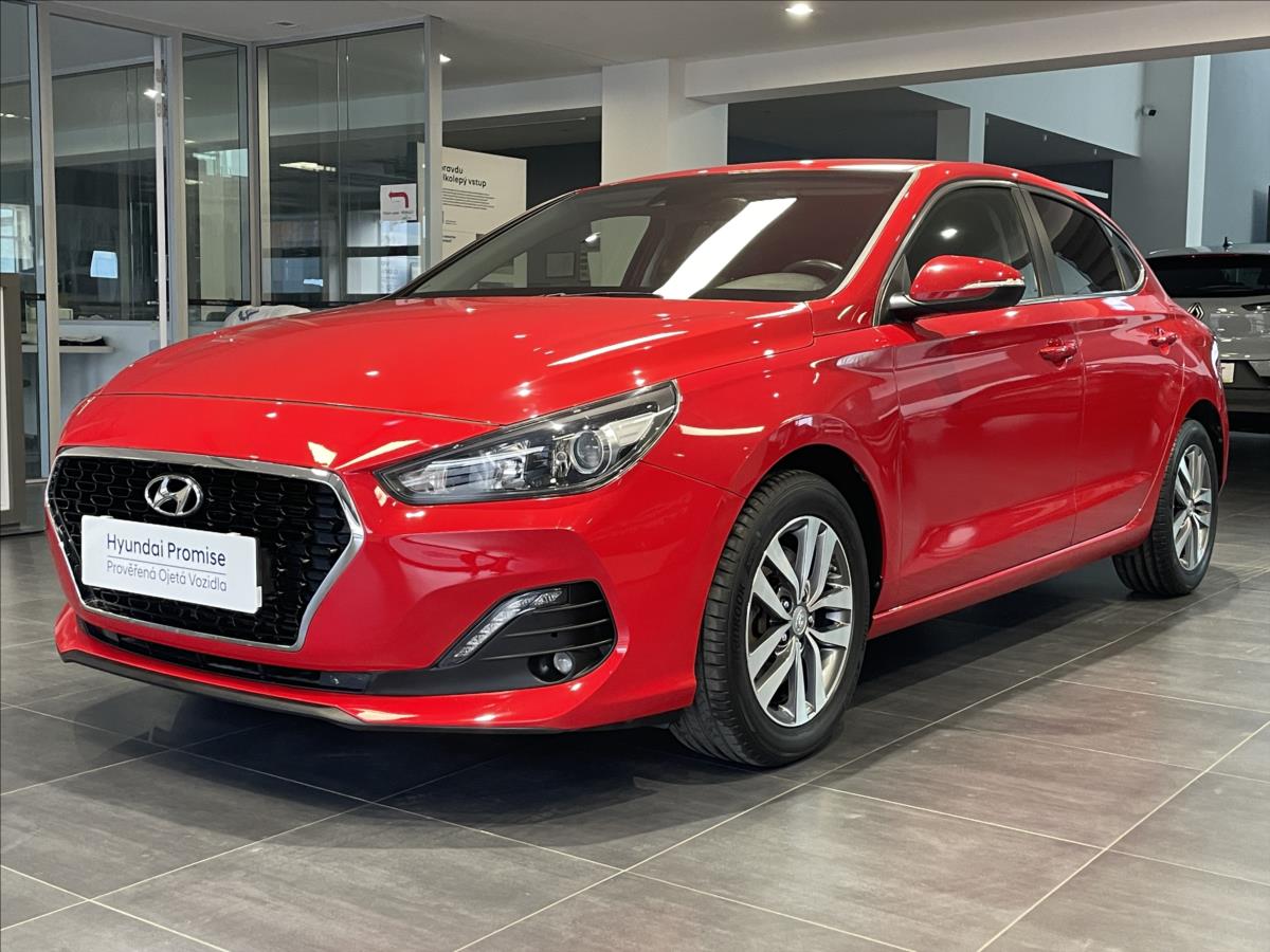 Hyundai i30 1,0 TGDi 120k FB Trikolor