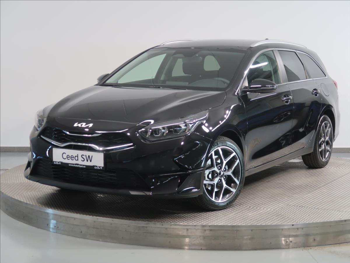 KIA Ceed 1,5 T-GDI 7DCT BUSINESS  SW TOP