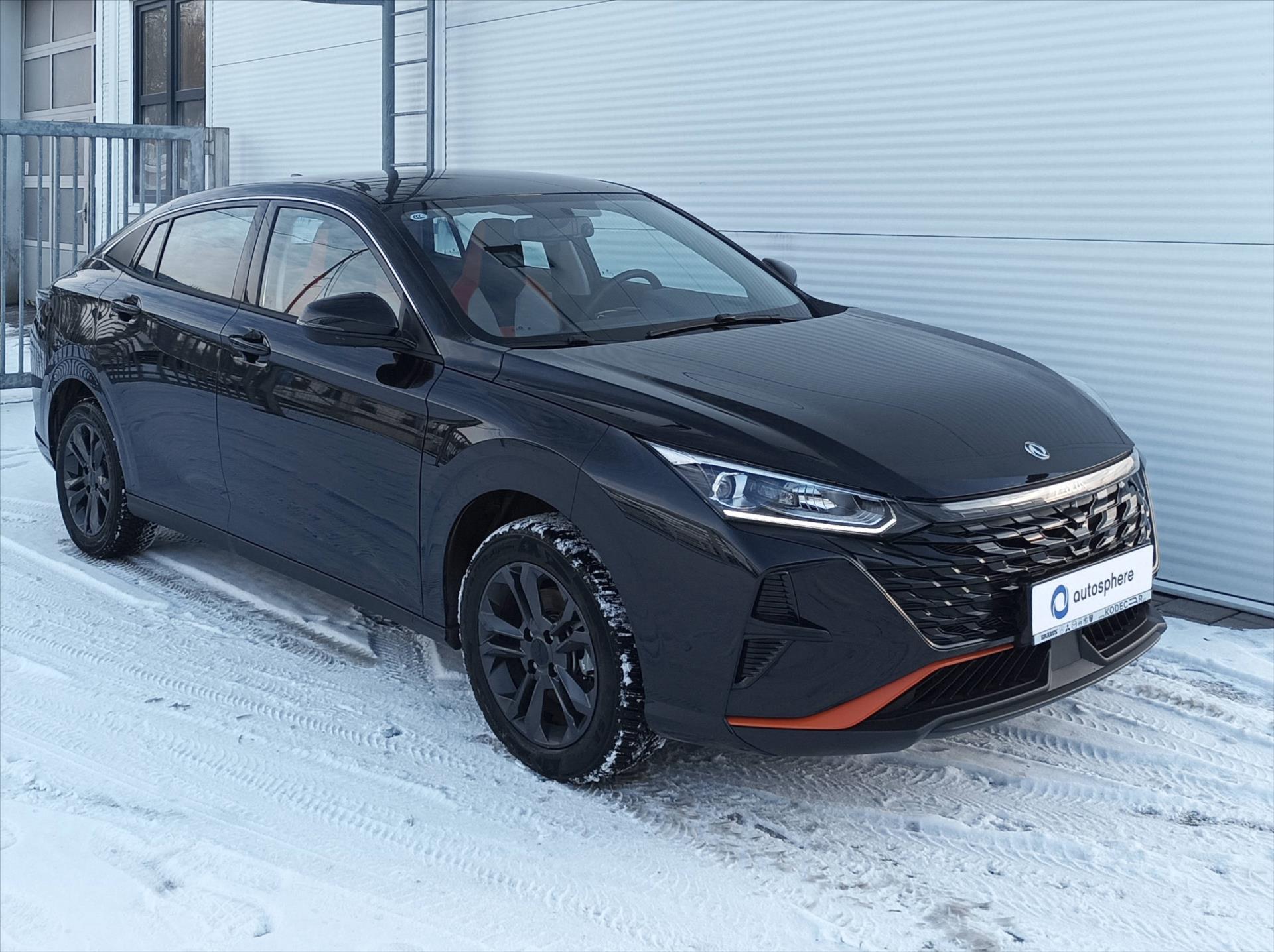 Dongfeng Shine 1,5   Shine E1