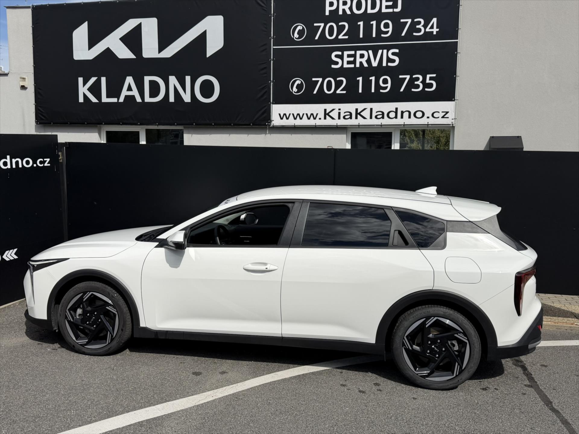 KIA K4