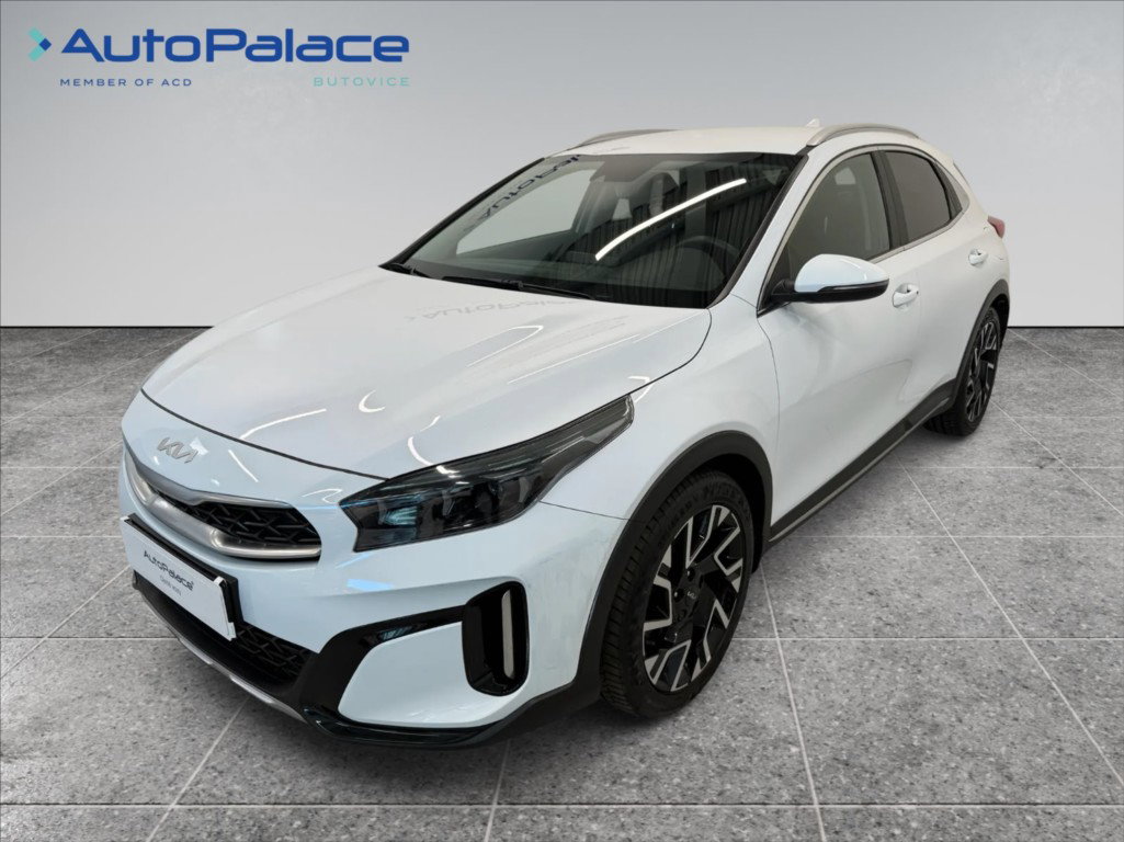 KIA XCeed 1,5 T-GDI ZÁRUKA MHEV AT TOP