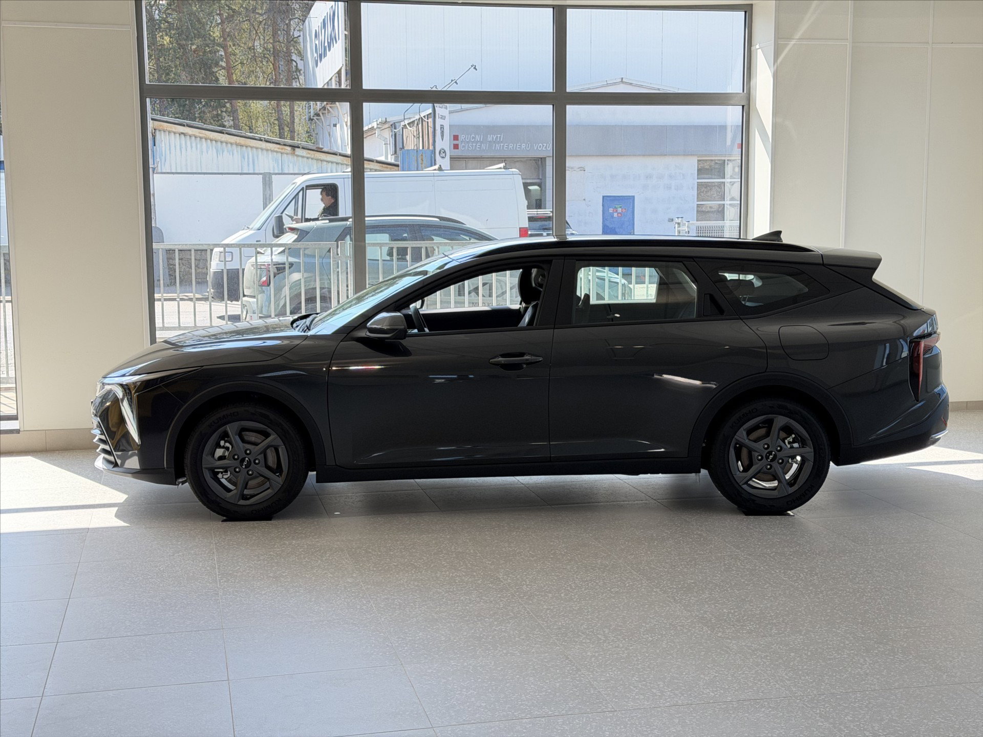 KIA K4