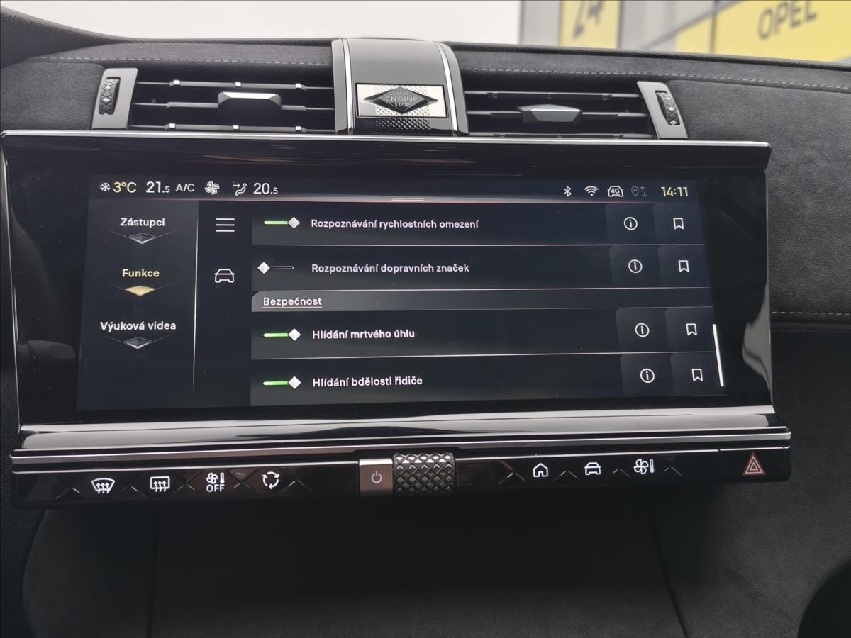 DS DS7 Crossback